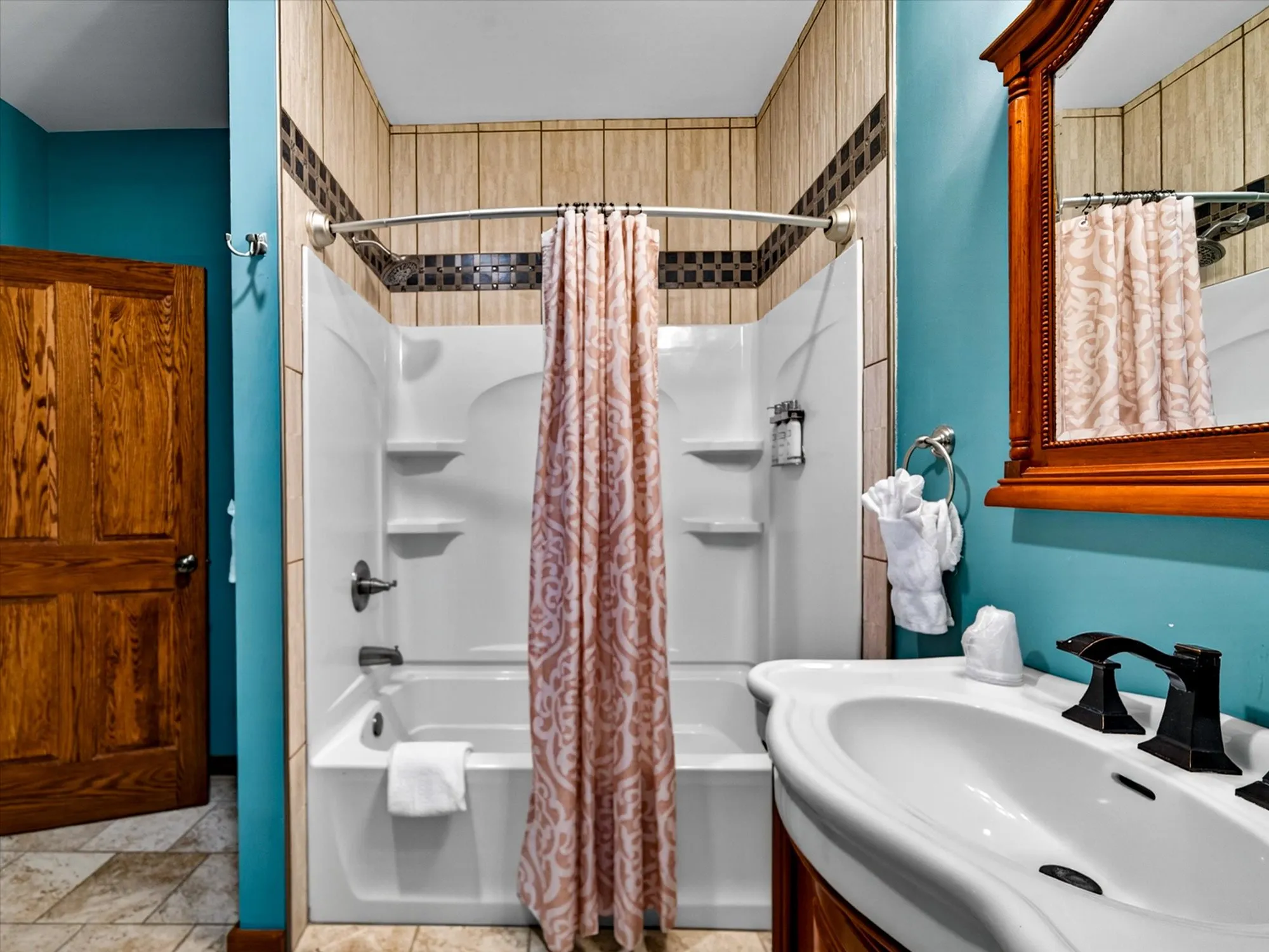 The Harvest Suite — view 3